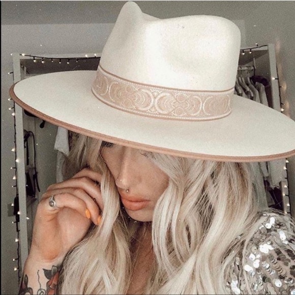Lack Of Color Accessories - Lack of Color Ivory Rancher Special Edition NWT
